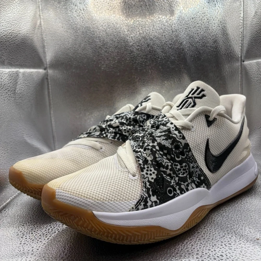 Size 13 Nike Kyrie Low 1 White/Black Mens Lace Up Athletic Sneaker A08979-100